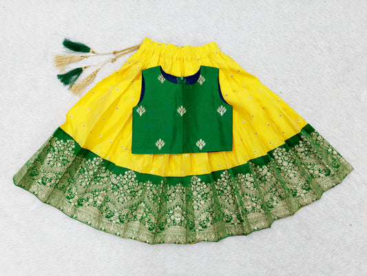 FELIZ COUTURE Kids Baby Girl's Readymade Green Lehenga Choli